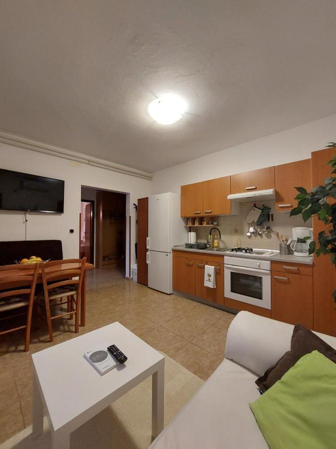 Apartman Gina Labin  Buitenkant foto