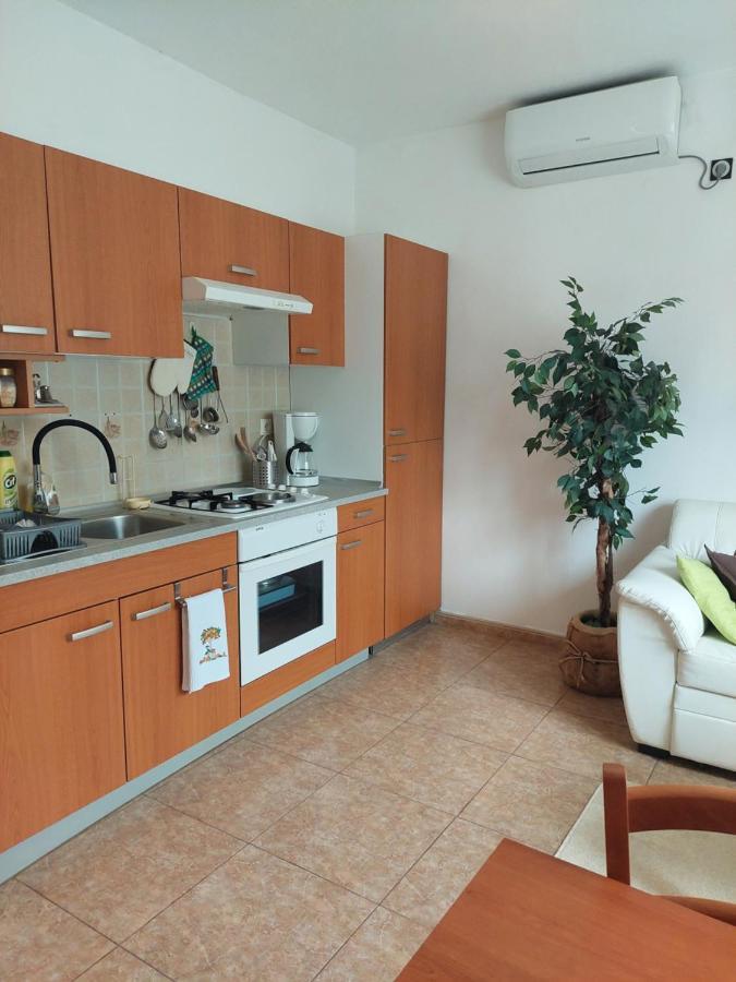 Apartman Gina Labin  Buitenkant foto