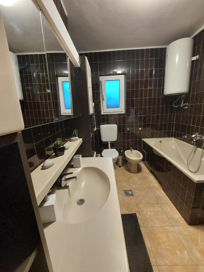 Apartman Gina Labin  Buitenkant foto